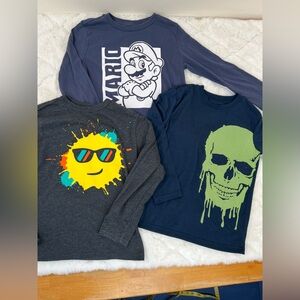 Boys Long Sleeve Shirt Bundle Size 6/7 Mario Skull Graphic Graphic Tees Lot of 3